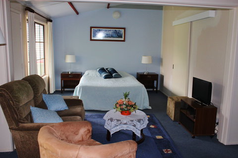 Dartmouth Motor Inn - Australian Destinations 1