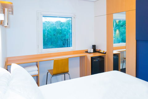 Ibis Budget Gosford - Australian Destinations 1