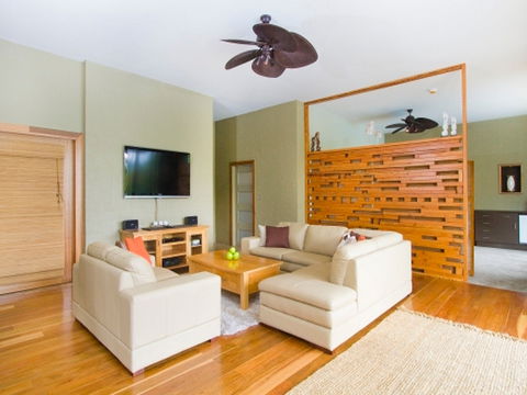 Lyndon Haven - Australian Destinations 1