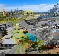 Palm Court Motor Inn - Australian Destinations