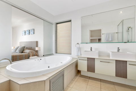 Rainbow Sea Resort - Australian Destinations 2