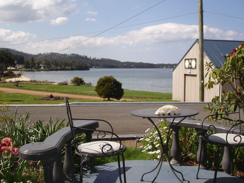 Smugglers Rest - Australian Destinations 0