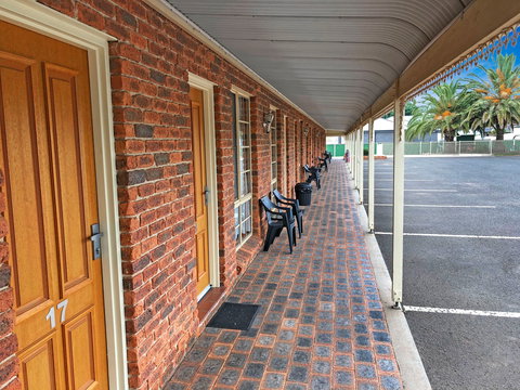 The Leeton Heritage Motor Inn - Australian Destinations 2