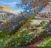 Arty Beach House at Lighthouse Beach - Australian Destinations