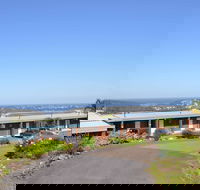 Hillcrest Motor Inn - Australian Destinations