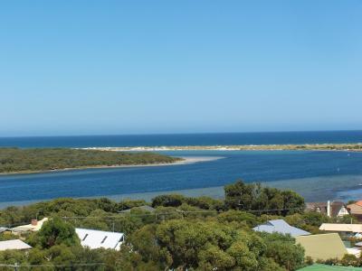 Augusta Hotel Motel - Australian Destinations 5