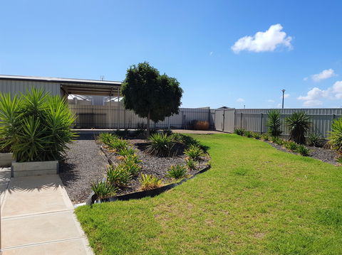 Agape Holiday Home - Australian Destinations 1