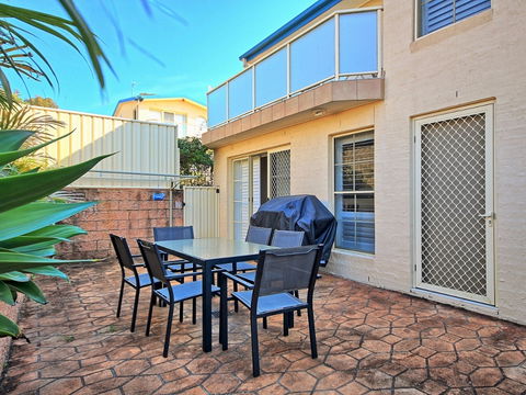 Aqua Shores - Australian Destinations 1