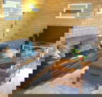 Beachcomber Apartments - Australian Destinations