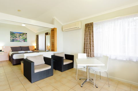 Ellis Beach Bungalows And Leisure Park - Australian Destinations 1
