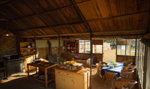 Hutton Vale Farm - Australian Destinations 1