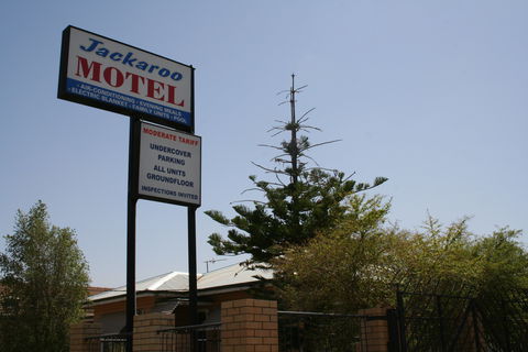 Jackaroo Apartments - Motel - Australian Destinations 1
