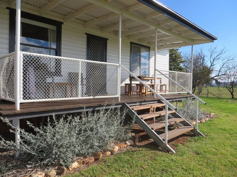 Killcare Cottage - Australian Destinations 0