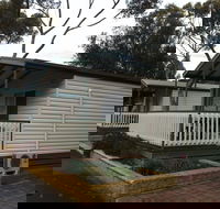 Lake Albert Caravan Park Meningie SA - Australian Destinations