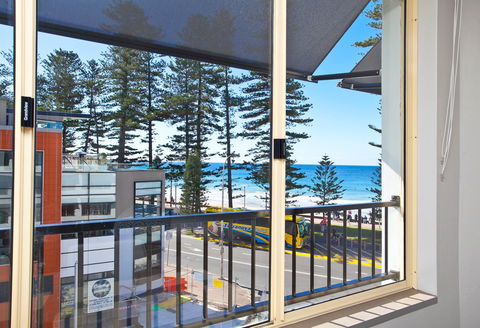 Manly Paradise Beachfront Motel And Apartments - Australian Destinations 1