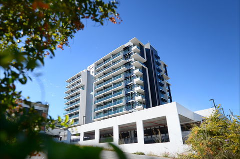 Oaks Gladstone Grand Hotel - Australian Destinations 1