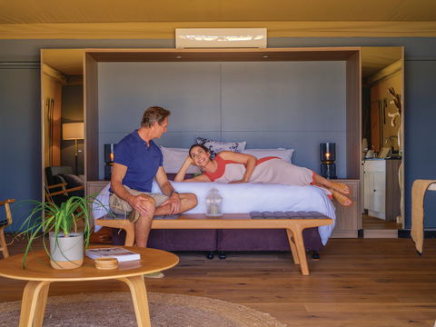 Olio Bello Lakeside Glamping - Australian Destinations 0