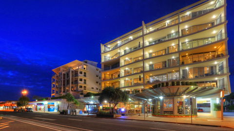The Dunes Cotton Tree - Australian Destinations 0