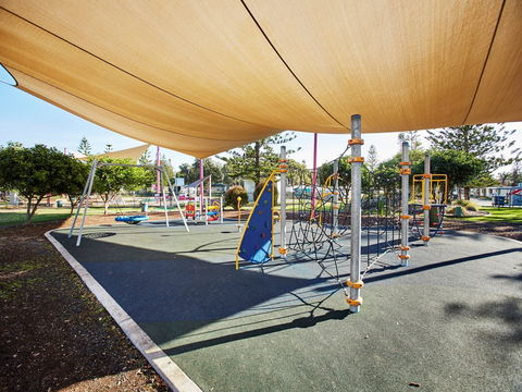 Toowoon Bay Holiday Park - Australian Destinations 2