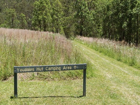 Youdales Hut Campground And Picnic Area - Australian Destinations 2