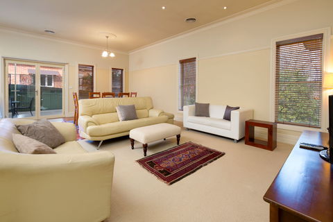 Ampleforth East - Australian Destinations 2