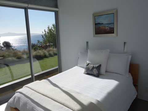 Avalon Coastal Retreat - Australian Destinations 2