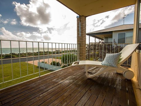 Beachside At Silver Sands - Australian Destinations 0