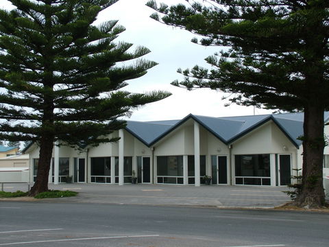 Beachport Caravan Park - Australian Destinations 2