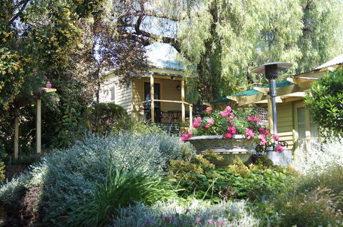 Bendigo Cottages Bed And Breakfast - Australian Destinations 0
