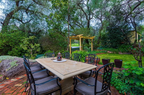 Bendigo Cottages Bed And Breakfast - Australian Destinations 2