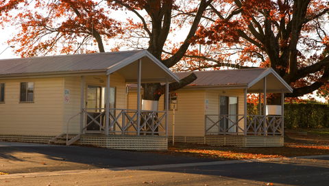 Colour City Caravan Park - Australian Destinations 0