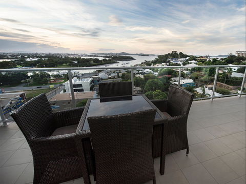 Curtis Central Apartments - Australian Destinations 2