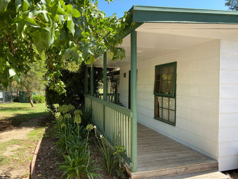 Fernleigh Accommodation - Australian Destinations 2