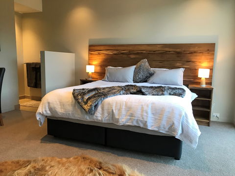 Highland Getaway Luxury Farm Stay B&B - Australian Destinations 1