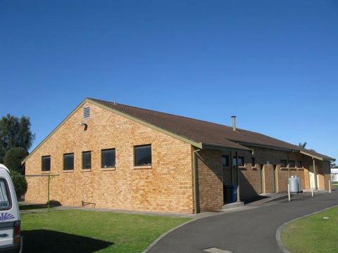 Lake Windemere Caravan Park - Australian Destinations 2