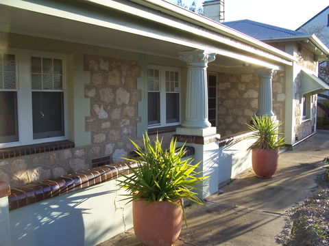 MacDonnell House, Naracoorte - Australian Destinations 0