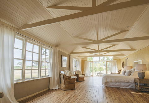 Mayfield Vineyard Cottages - Australian Destinations 1