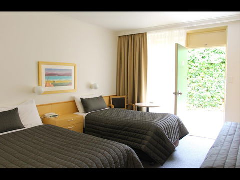 Mid City Motor Inn - Australian Destinations 1