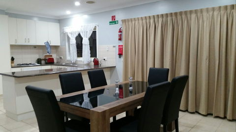 Numurkah Self Contained Apartments - Australian Destinations 1