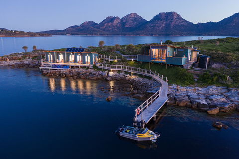 Picnic Island - Australian Destinations 0