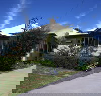 Pitstop Lodge B  B - Australian Destinations