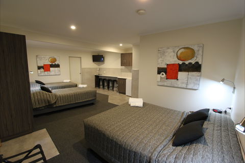 Ryley Motor Inn - Australian Destinations 0
