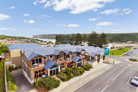 Sea Foam Villas - Australian Destinations 0