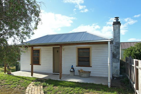 Stable Cottage - Australian Destinations 0