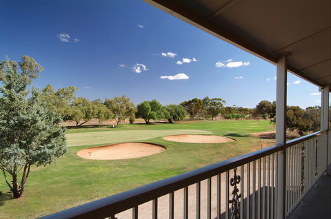 Standpipe Golf Motor Inn - Australian Destinations 2