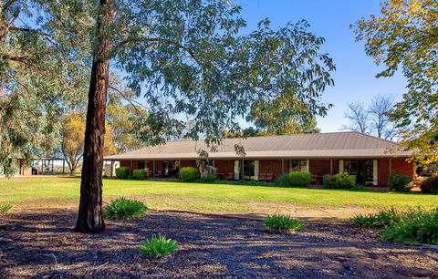 Airtree Golfers Resort - Australian Destinations 1