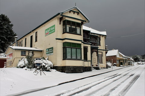 Bischoff Hotel - Australian Destinations 0