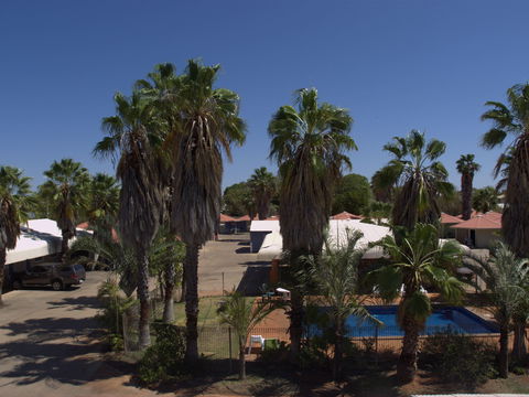 Bluestone Motor Inn - Australian Destinations 2