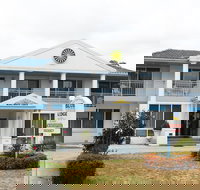 Blue and White Lodge - Australian Destinations