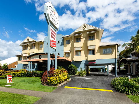 Cairns Queens Court - Australian Destinations 0